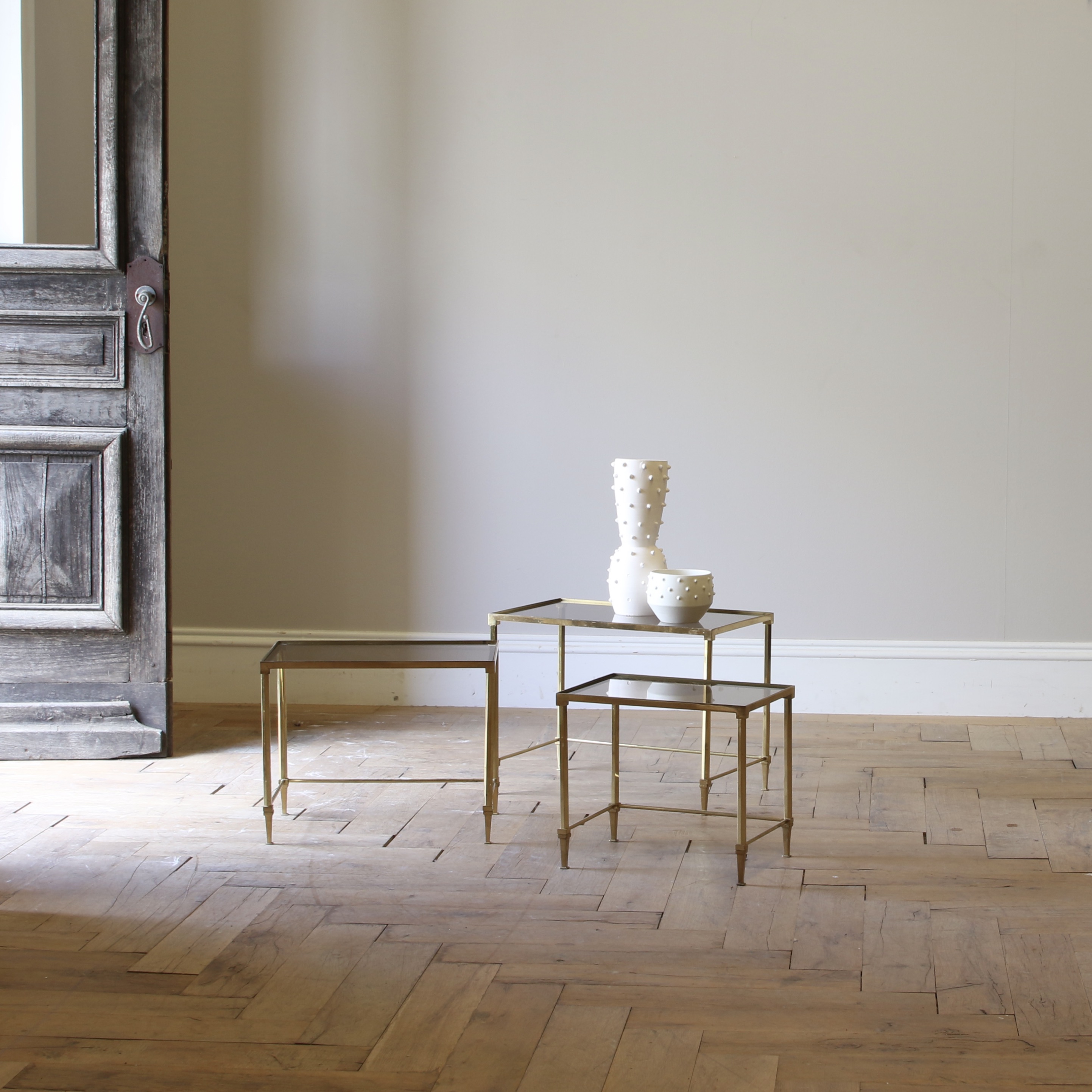 153-06 - French Nesting Tables